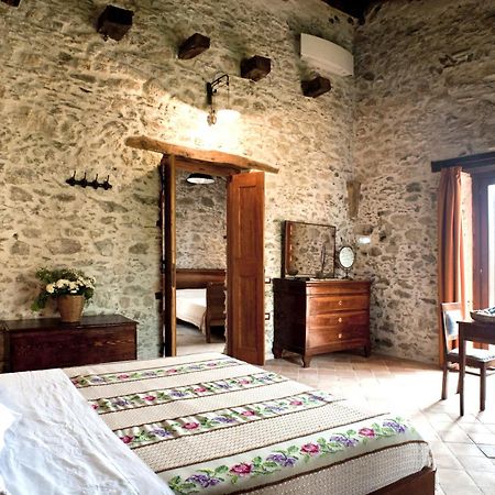 فندق Residenza D'Epoca Borgodifiume فيومفريدو بروزيو المظهر الخارجي الصورة
