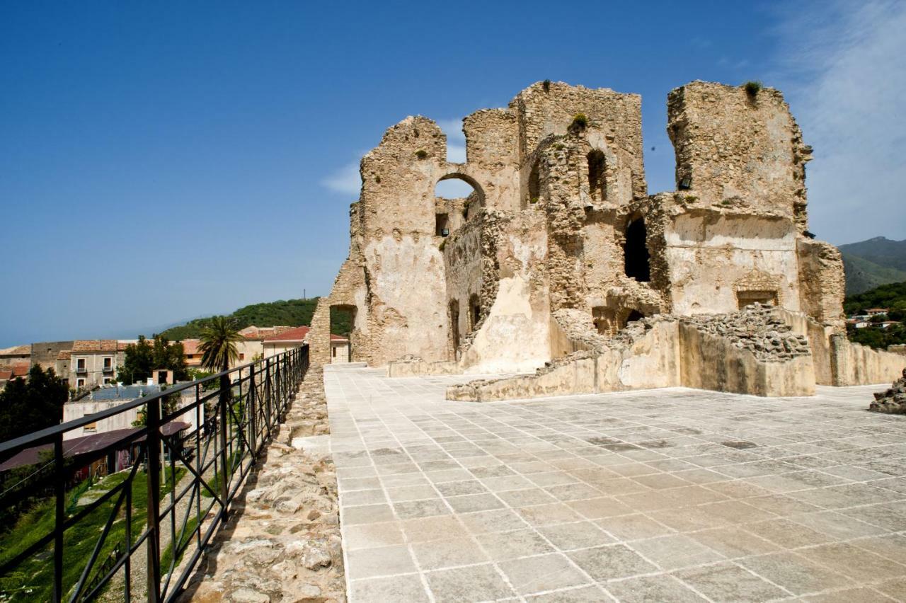فندق Residenza D'Epoca Borgodifiume فيومفريدو بروزيو المظهر الخارجي الصورة