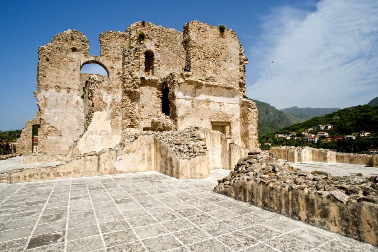 فندق Residenza D'Epoca Borgodifiume فيومفريدو بروزيو المظهر الخارجي الصورة
