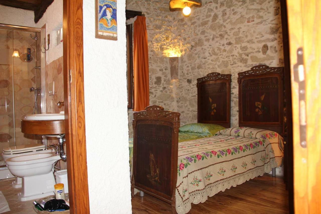 فندق Residenza D'Epoca Borgodifiume فيومفريدو بروزيو المظهر الخارجي الصورة